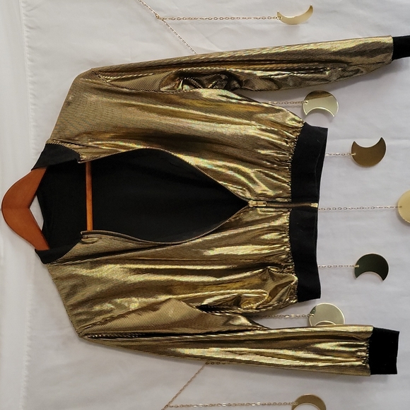 Zip up light jacket/ top - Picture 2 of 2